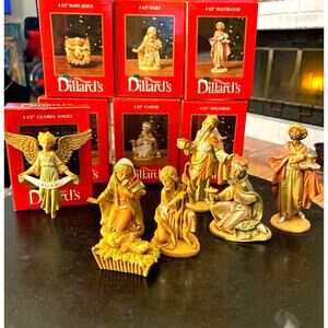 2007 Pelligrini‎ Family Nativity Dillards Trimmings 7 piece With Boxes